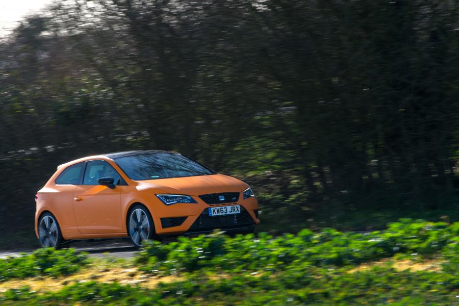  Seat Leon Cupra 2014 года  (UK) (фото 4 из 59)
